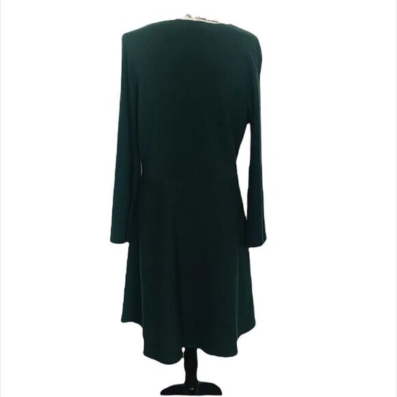 ✨ Ann Taylor Emerald Pleated Flare Sleeve Sweater Dress✨ - Picture 3 of 11